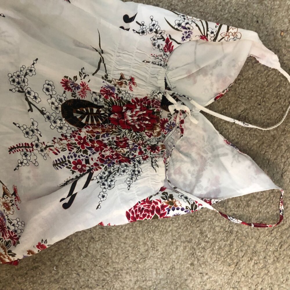 Women's Floral Shirt Size S - Picture 7 of 7